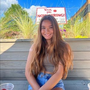 Meet your Posher, Phoenix